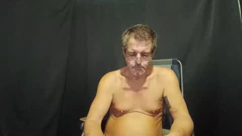 Snapshot of maximus_oreally chatting on 01.27.25 Max online show from 01.27.25