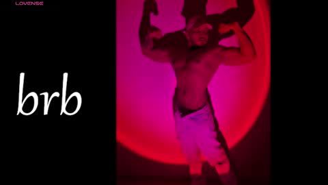 Maximus Clark online show from 10.18.25