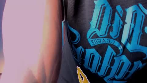 Maximus Clark online show from 10.22.25