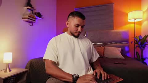 Maximus Clark online show from 06.13.26