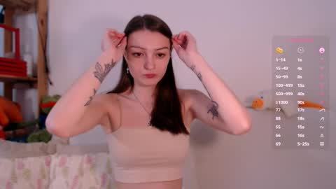 Snapshot of maxinele chatting on 10.11.25 Maxine online show from 10.11.25