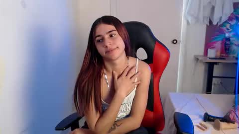 maxinesex_ online show from 10.21.25