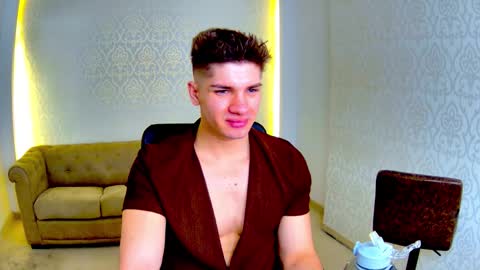 MaxKaiden online show from 02.27.26