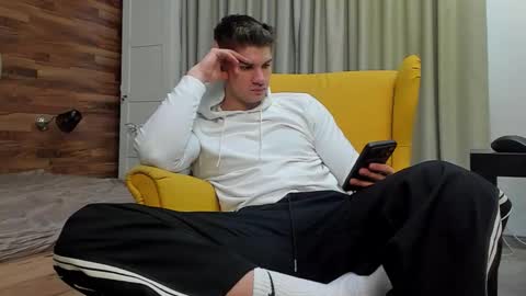 MaxKaiden online show from 03.24.26