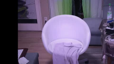 Snapshot of maxofmunich chatting on 02.08.26 Max online show from 02.08.26