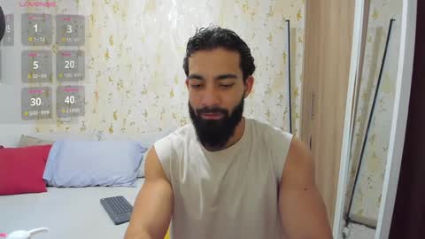 Snapshot of maxstrong01 chatting on 01.16.25 Max online show from 01.16.25