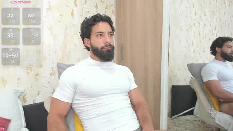 Snapshot of maxstrong01 chatting on 03.06.25 Max online show from 03.06.25