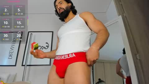 Snapshot of maxstrong01 chatting on 10.26.25 Max online show from 10.26.25