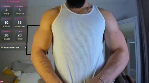 Snapshot of maxstrong01 chatting on 11.21.25 Max online show from 11.21.25