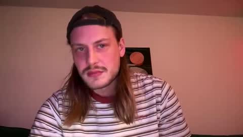 Snapshot of maxwatts95 chatting on 01.28.25 Max Watts online show from 01.28.25