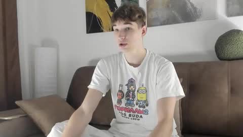 Snapshot of maxwellchik chatting on 09.24.25 maxwellchik online show from 09.24.25