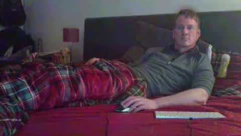 Snapshot of maxwilly7803039708 chatting on 04.07.26 maxwilly7803039708 online show from 04.07.26
