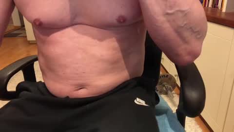 Max online show from 01.08.25