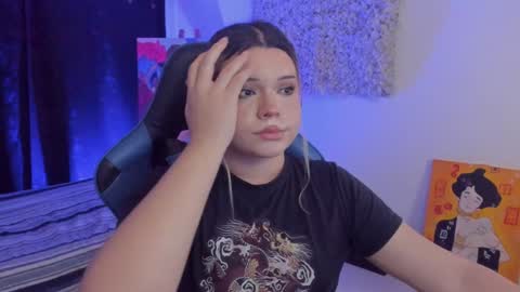 Maxine Minx online show from 12.08.24