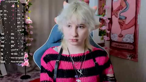 Snapshot of may_leaf chatting on 02.26.26 Mary online show from 02.26.26