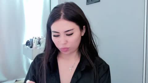 Mia online show from 07.19.26