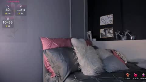 Snapshot of maya___muse chatting on 03.04.26 Maya online show from 03.04.26