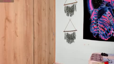 Snapshot of maya__fox chatting on 02.14.25 OF mayitta19 online show from 02.14.25