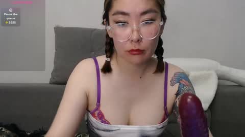 Snapshot of maya_kumashiro chatting on 05.10.26 maya_kumashiro online show from 05.10.26