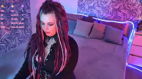 Maya Mils online show from 05.31.26