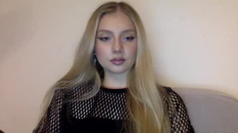 Snapshot of mayaflirt chatting on 02.25.26 mayaflirt online show from 02.25.26