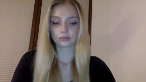 Snapshot of mayaflirt chatting on 03.03.26 mayaflirt online show from 03.03.26