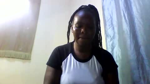 Snapshot of mayah_sexy chatting on 12.17.24 mayah_sexy online show from 12.17.24