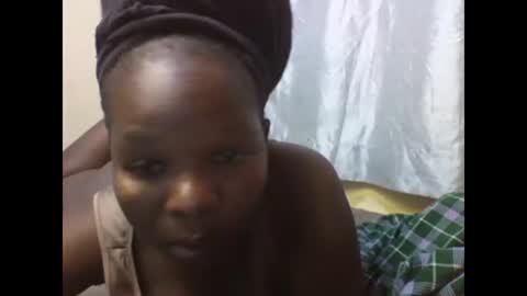 Snapshot of mayah_sexy chatting on 12.22.24 mayah_sexy online show from 12.22.24