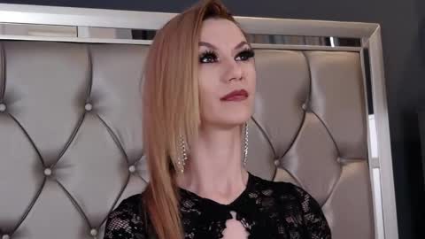 Maya online show from 04.21.26