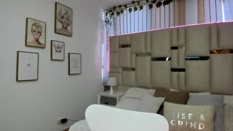 Mayajhons online show from 02.26.26