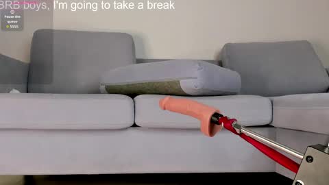 Mia online show from 04.18.26