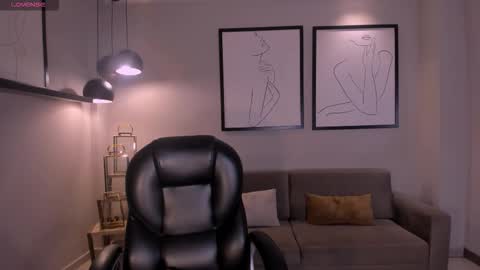 Maya online show from 12.17.25