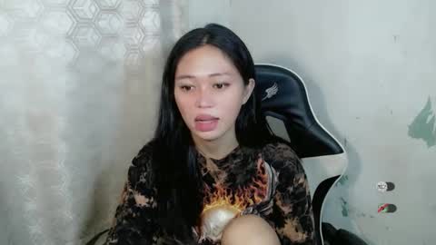 Snapshot of mayasally_ chatting on 05.19.26 mayasally_ online show from 05.19.26