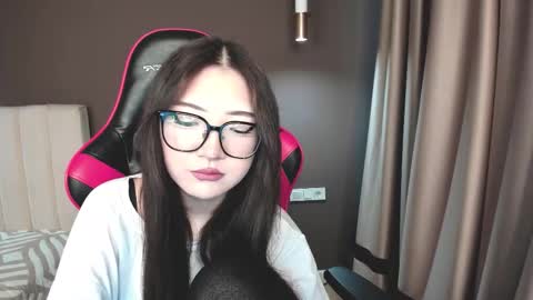 Snapshot of mayasaya chatting on 02.06.26 Erina online show from 02.06.26