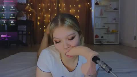 Maya  online show from 03.07.25