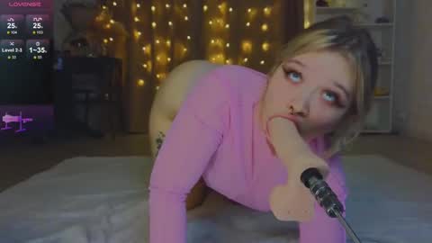 Maya  online show from 03.11.25