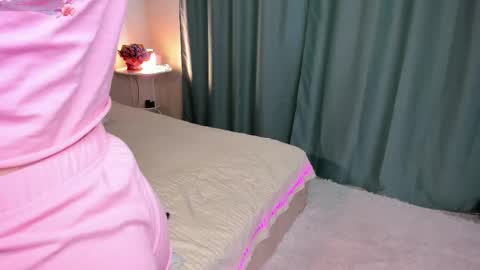 Snapshot of maybe_baby69 chatting on 05.27.26 Emily online show from 05.27.26