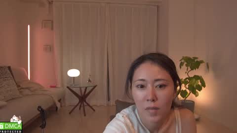 Snapshot of maybenanako chatting on 05.30.26 Nanako online show from 05.30.26