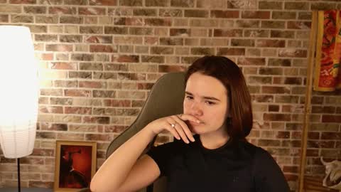 maybloom_ online show from 12.18.25