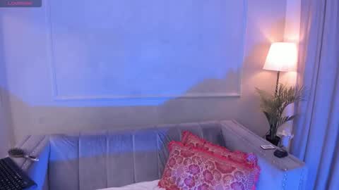 mayevanss online show from 10.18.25