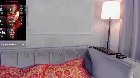 mayevanss online show from 10.24.25