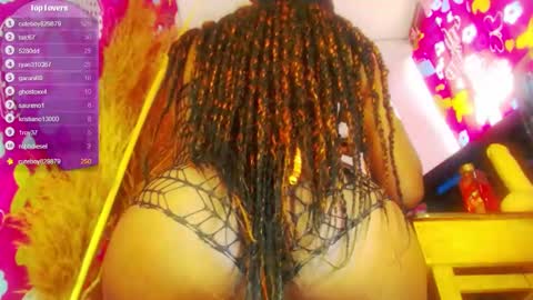 Snapshot of mayo_771804 chatting on 12.19.24 Karol black18 online show from 12.19.24