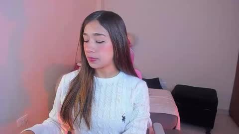 Snapshot of mayproject2 chatting on 12.01.25 may online show from 12.01.25