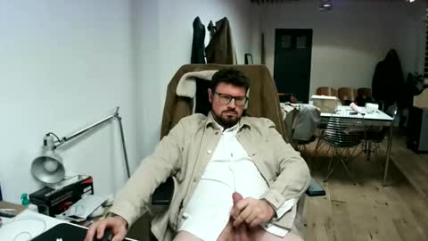 maythe4bwu online show from 11.22.25