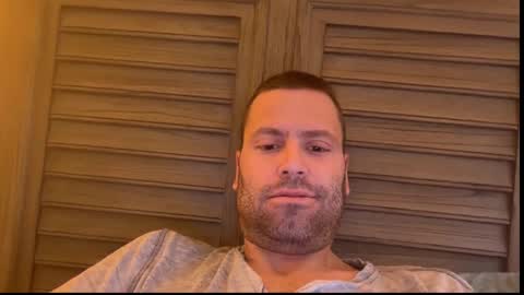 Snapshot of mbnc chatting on 11.29.25 lol online show from 11.29.25