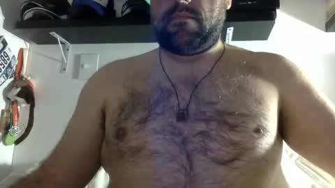Snapshot of mbotve chatting on 07.08.26 VzlaMan online show from 07.08.26