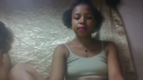 mbotyfeliciaa online show from 11.28.25