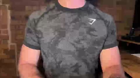 Snapshot of mcr8080 chatting on 02.01.26 mcr8080 online show from 02.01.26