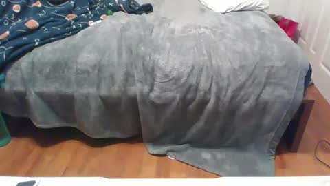 Snapshot of md2305 chatting on 12.06.24 md2305 online show from 12.06.24