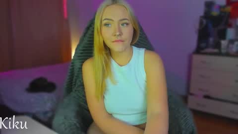 Snapshot of mdaluna chatting on 10.10.25 Kiku online show from 10.10.25